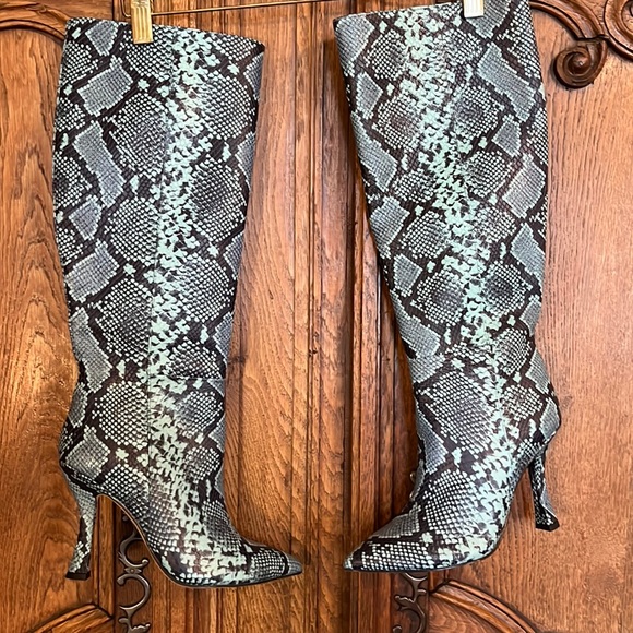 Gianni Bini Snakeskin Print Over the Knee Boots - Picture 3 of 16